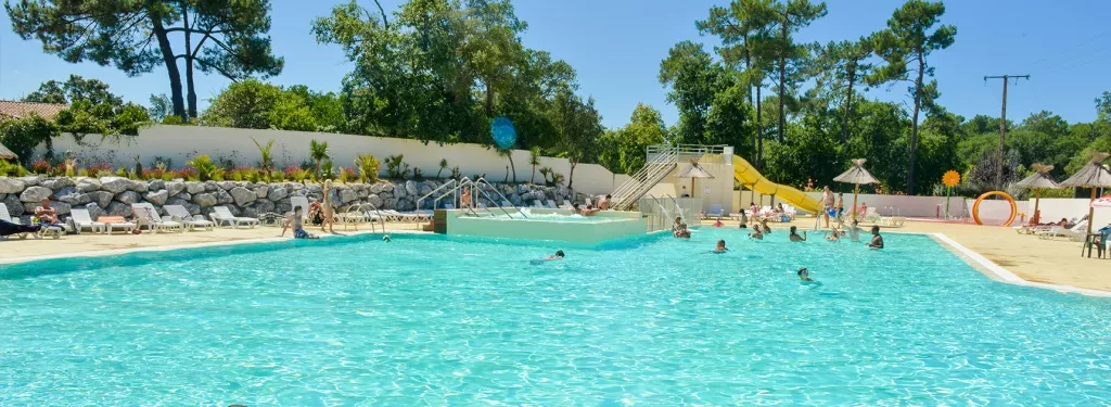 Piscine du camping La Pointe